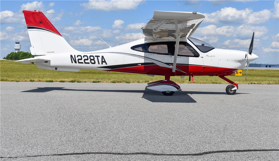 2016 Tecnam P2010 Aircraft