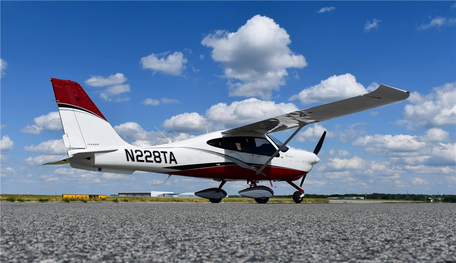 2016 Tecnam P2010 Aircraft