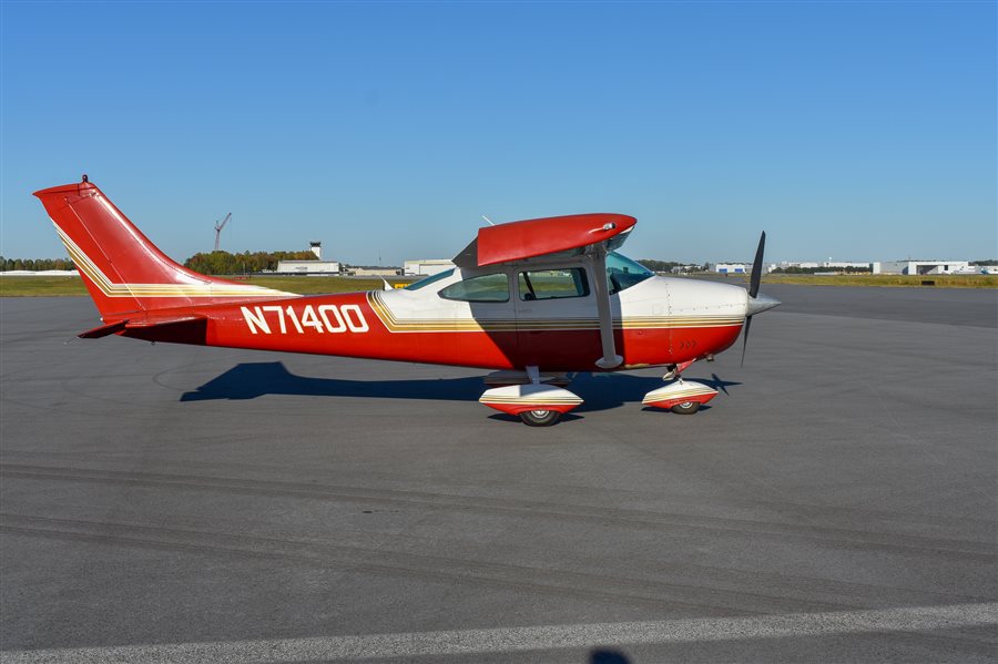 1969 Cessna 182 M