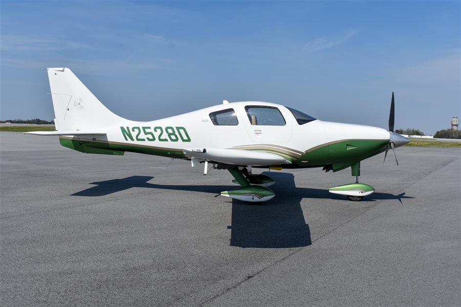 2005 Columbia 400 Aircraft