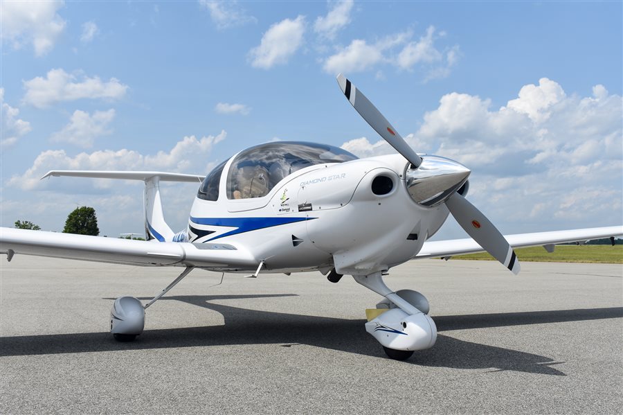 2005 Diamond DA40 Diamond Star