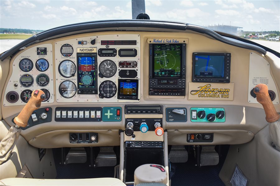 2001 Columbia 300 Aircraft