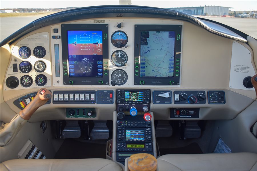 2005 Columbia 400 Aircraft