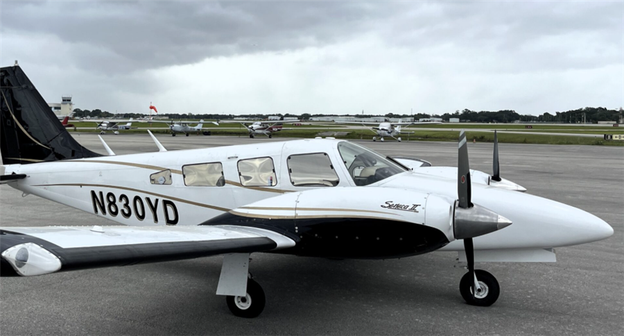 1977 Piper Seneca II Aircraft
