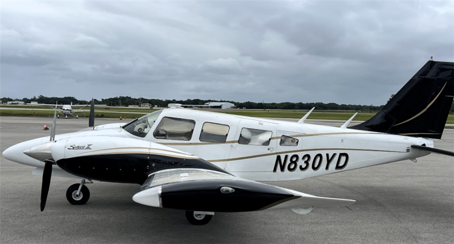 1977 Piper Seneca II Aircraft