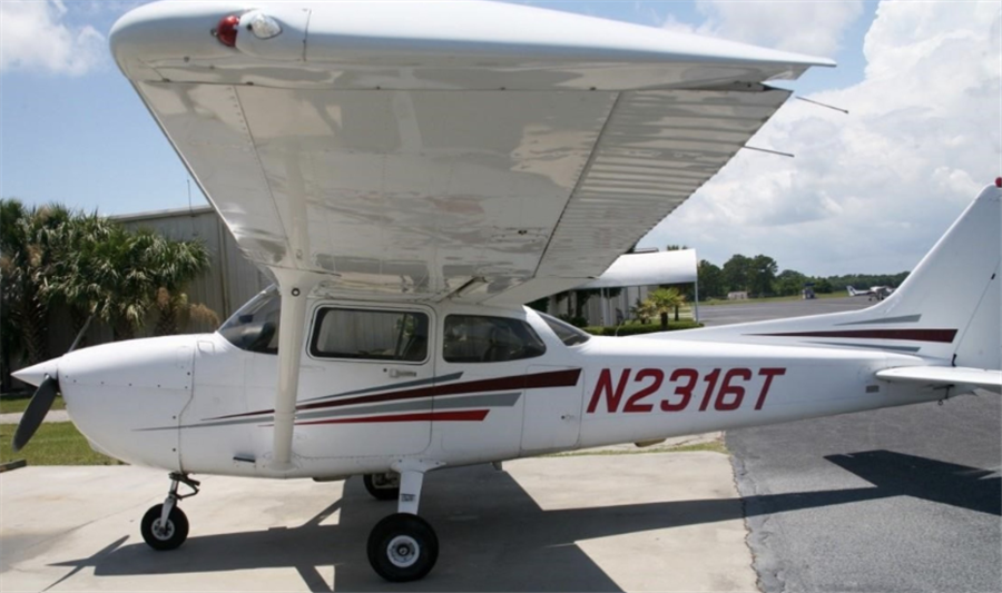 1999 Cessna 172 Skyhawk 172R