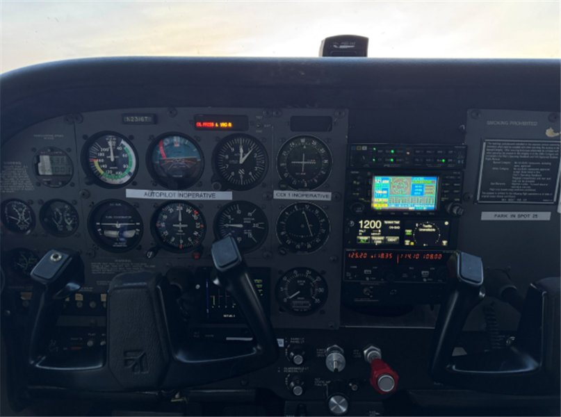 1999 Cessna 172 Skyhawk 172R