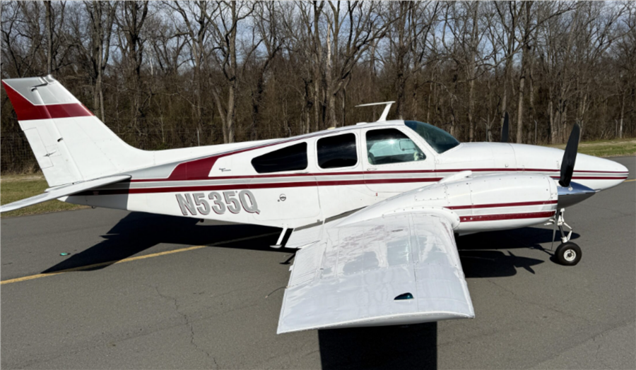 1969 Beechcraft Baron 55 D Aircraft