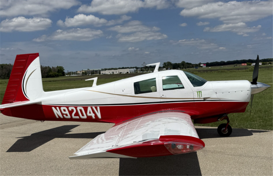 1969 Mooney M20C Aircraft