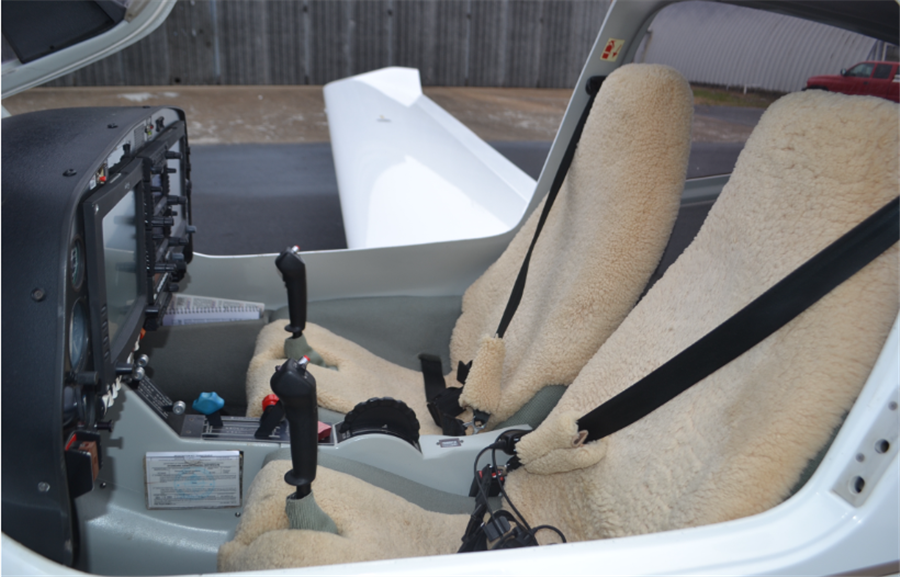 2003 Diamond DA40 Aircraft