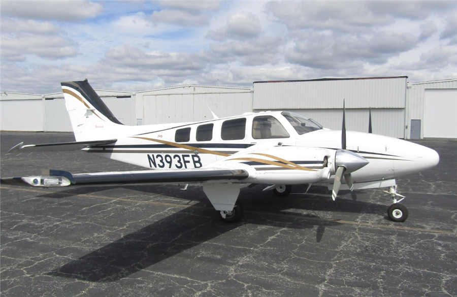 2002 Beechcraft Baron B58 Aircraft