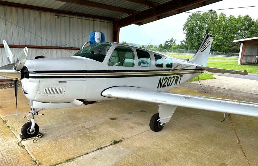 2000 Beechcraft Bonanza A36 Aircraft