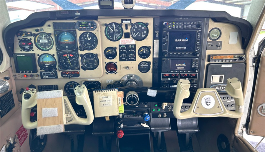 1991 Beechcraft Bonanza F33 A