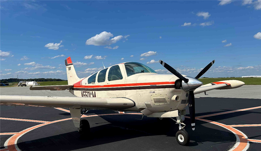 1990 Beechcraft Bonanza F33 A