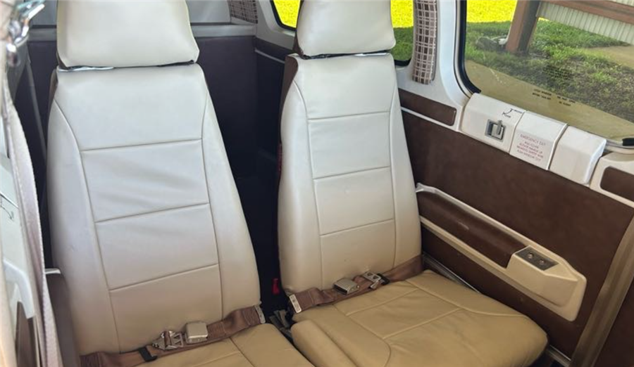 1990 Beechcraft Bonanza F33 A
