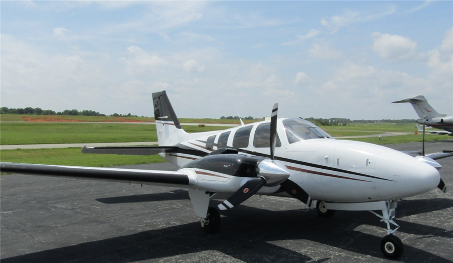 2011 Beechcraft Baron G58 NXi 