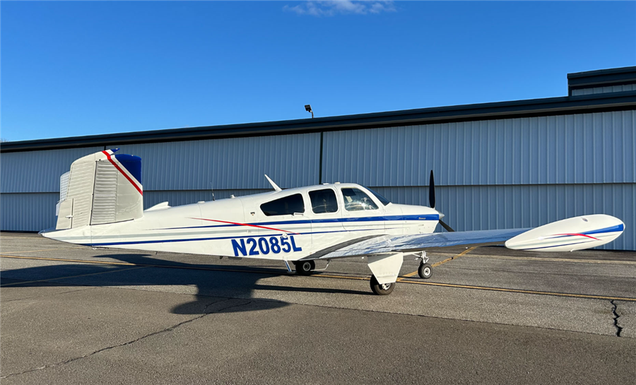 1976 Beechcraft Bonanza V35B Aircraft