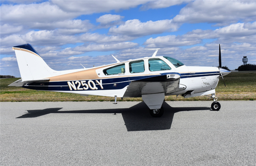 1976 Beechcraft Bonanza F33 A