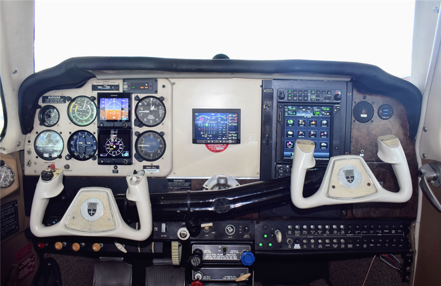 1976 Beechcraft Bonanza F33 A