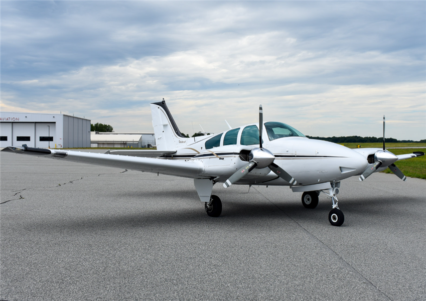 1980 Beechcraft Baron 55 B Aircraft