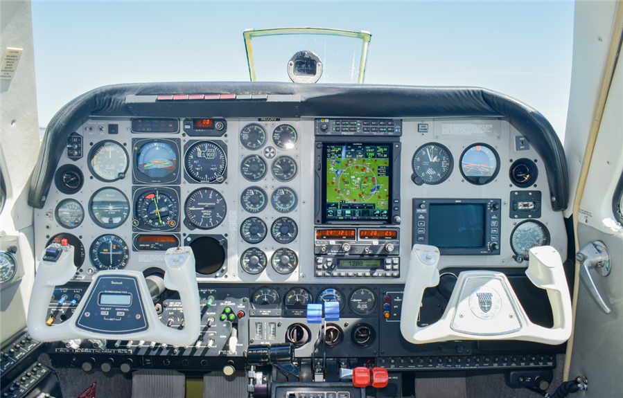 1998 Beechcraft Baron 58 Aircraft