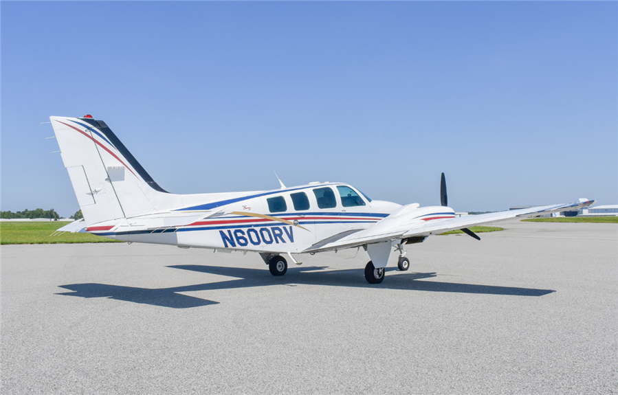 1998 Beechcraft Baron 58 Aircraft