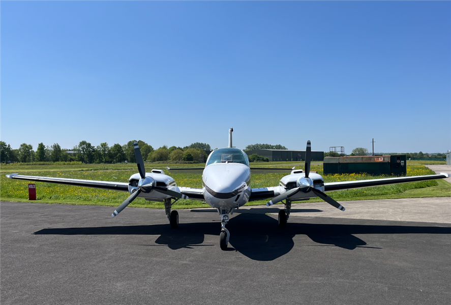 1998 Beechcraft Baron 58 Aircraft