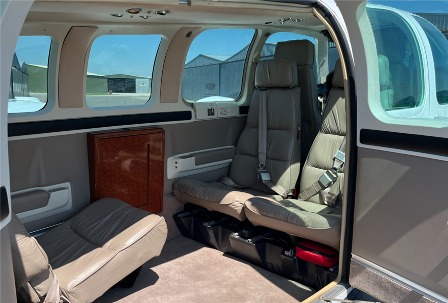 1998 Beechcraft Baron 58 Aircraft