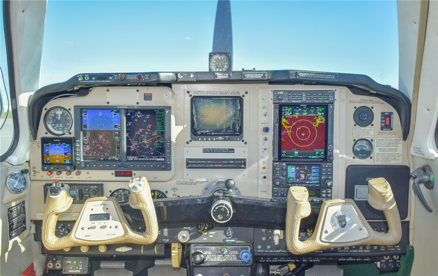 1990 Beechcraft Bonanza F33 A
