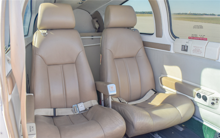 1990 Beechcraft Bonanza F33 A