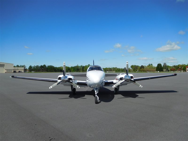 2005 Beechcraft Baron 58 Aircraft