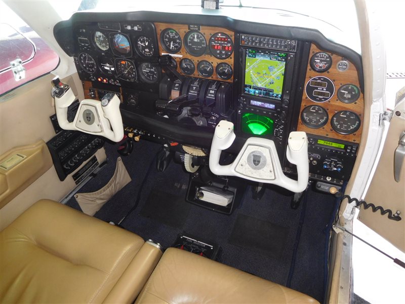 1982 Beechcraft Baron 58 Aircraft