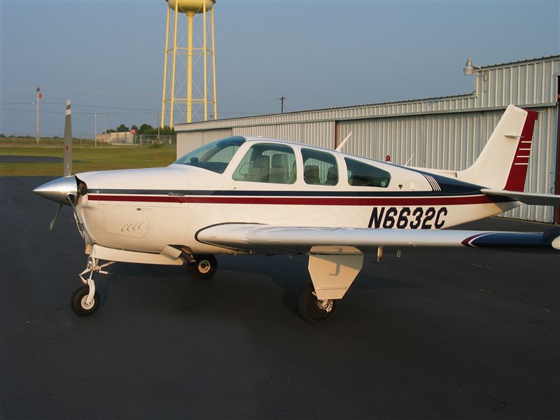 1983 Beechcraft Bonanza F33 A