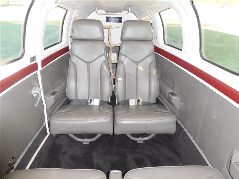 1982 Beechcraft Baron 58 Aircraft