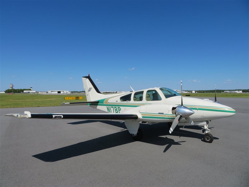 1974 Beechcraft Baron 55 B Aircraft