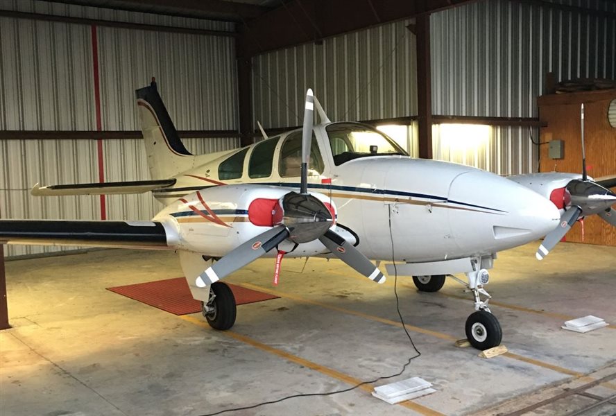 1965 Beechcraft Baron 55 B Aircraft