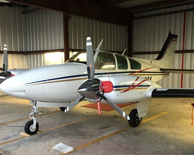 1965 Beechcraft Baron 55 B Aircraft