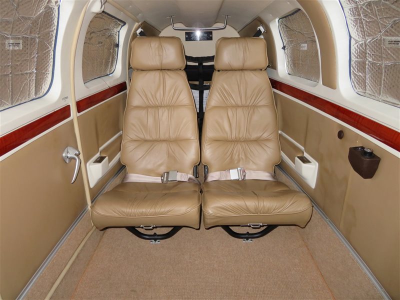 2001 Beechcraft Baron 58 Aircraft