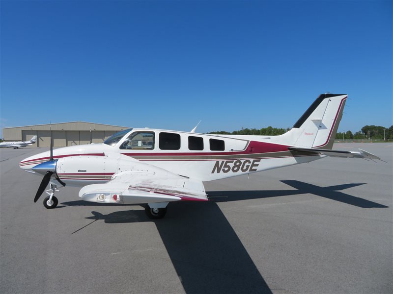 1985 Beechcraft Baron 58 Aircraft