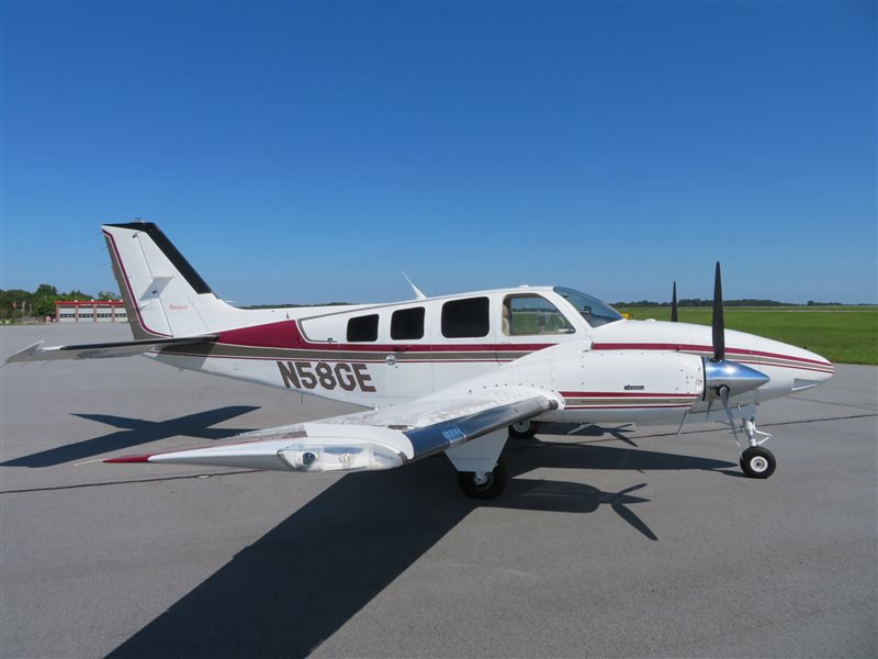 1985 Beechcraft Baron 58 Aircraft