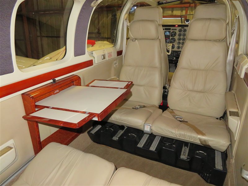 2001 Beechcraft Baron 58 Aircraft