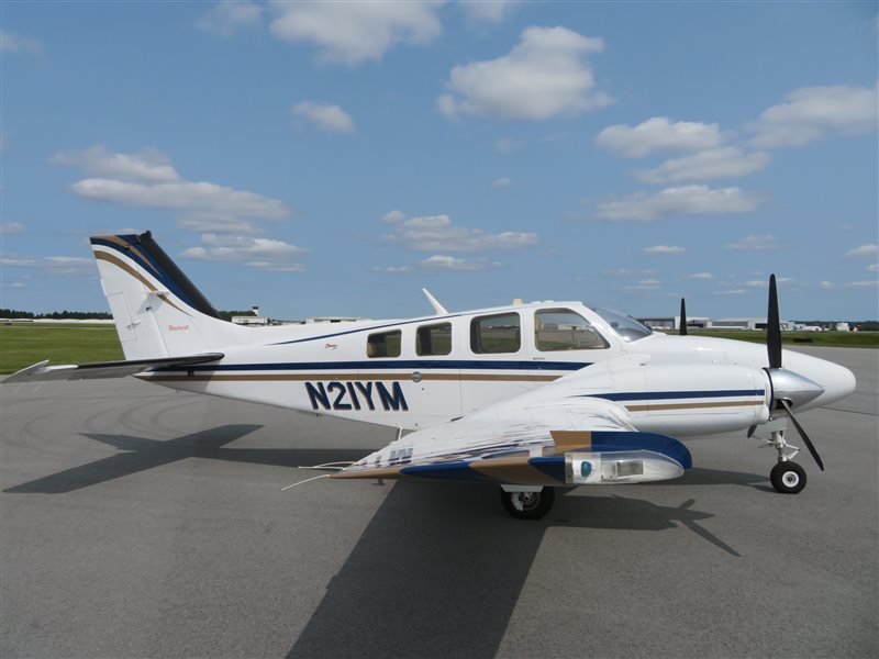 2001 Beechcraft Baron 58 Aircraft