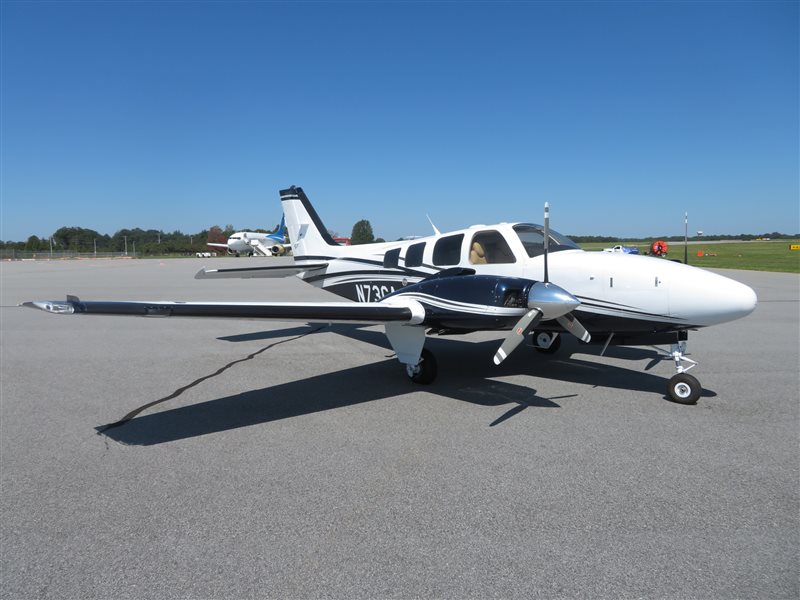 1999 Beechcraft Baron 58 Aircraft