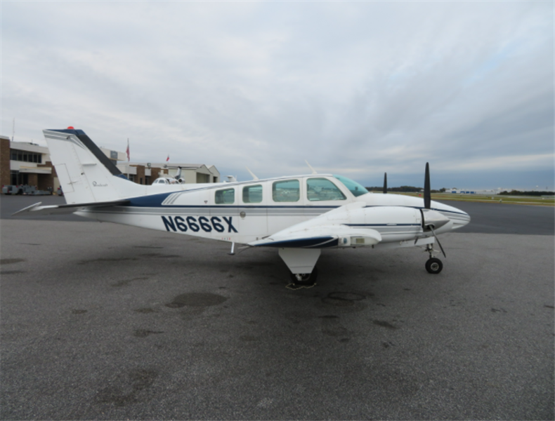 1980 Beechcraft Baron 58 Aircraft