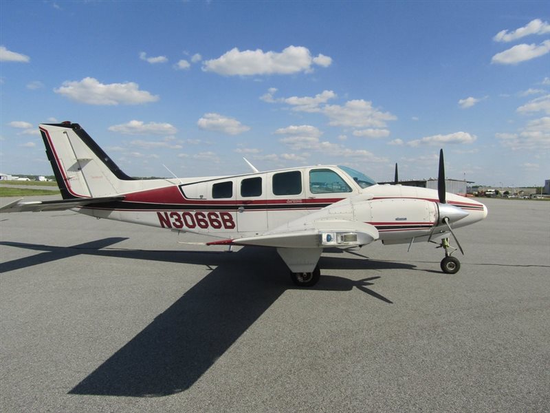 1987 Beechcraft Baron 58 Aircraft