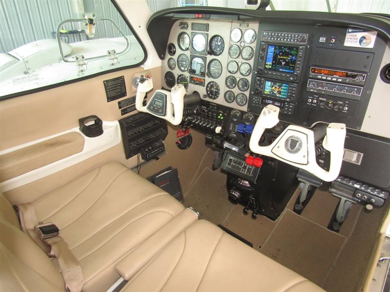 1987 Beechcraft Baron 58 Aircraft