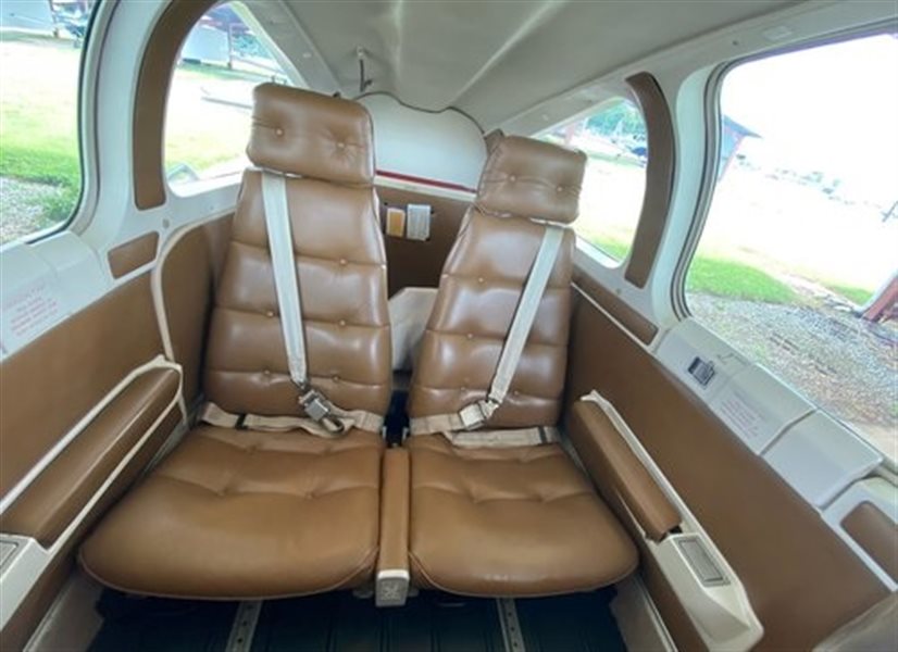 1989 Beechcraft Bonanza F33 A