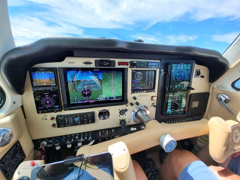 1987 Beechcraft Bonanza F33 A