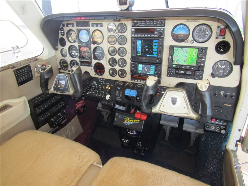 2001 Beechcraft Baron 58 Aircraft