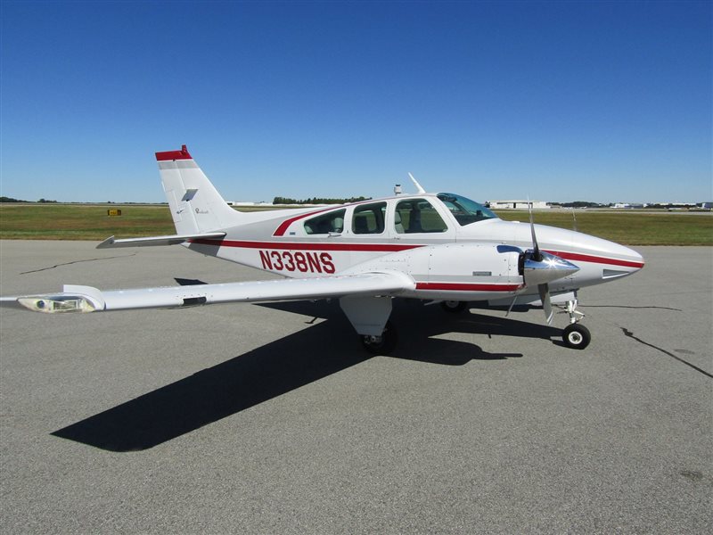 1974 Beechcraft Baron 55 B Aircraft